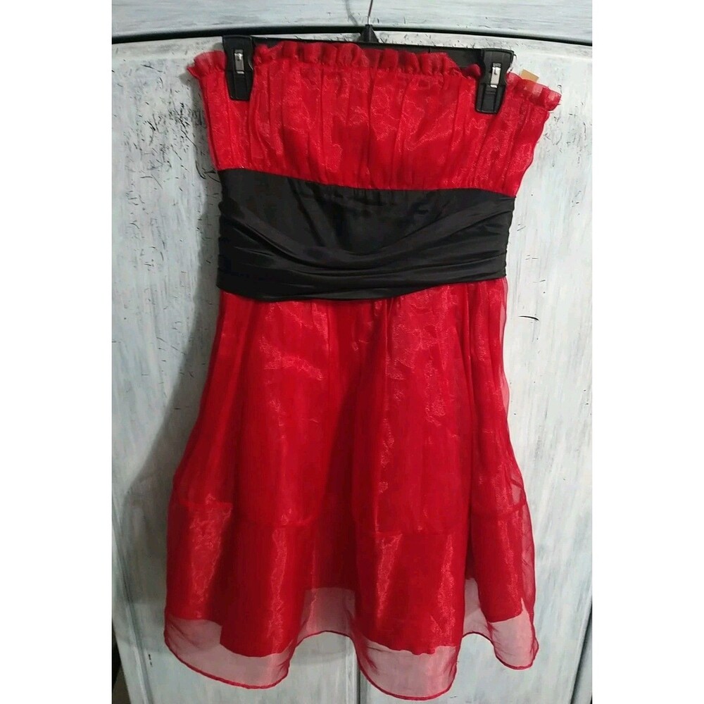Betsey Johnson Sleeveles Ruffled Mini Dress Red Sz 4 Y2K Vintage Fairy Wimsygoth